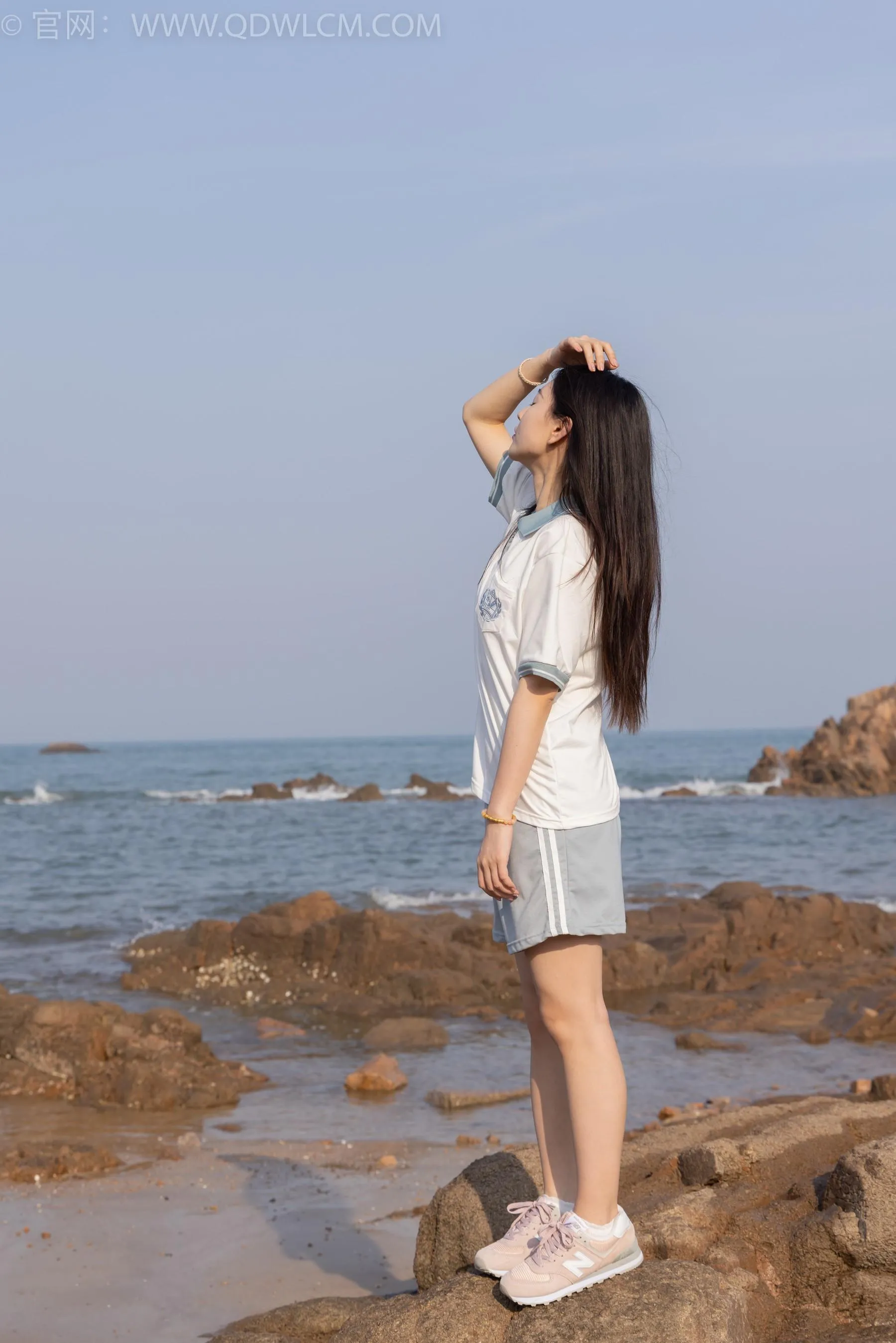 物恋传媒 NO.1567 美兔-海边的风 [151P]插图6